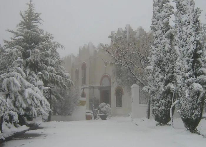 Hotel Sierra De Araceli